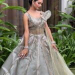 Heavy fancy gown pista color
