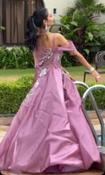 Heavy fancy gown - Image 3
