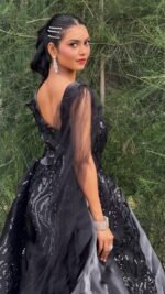 Heavy fancy gown black - Image 2